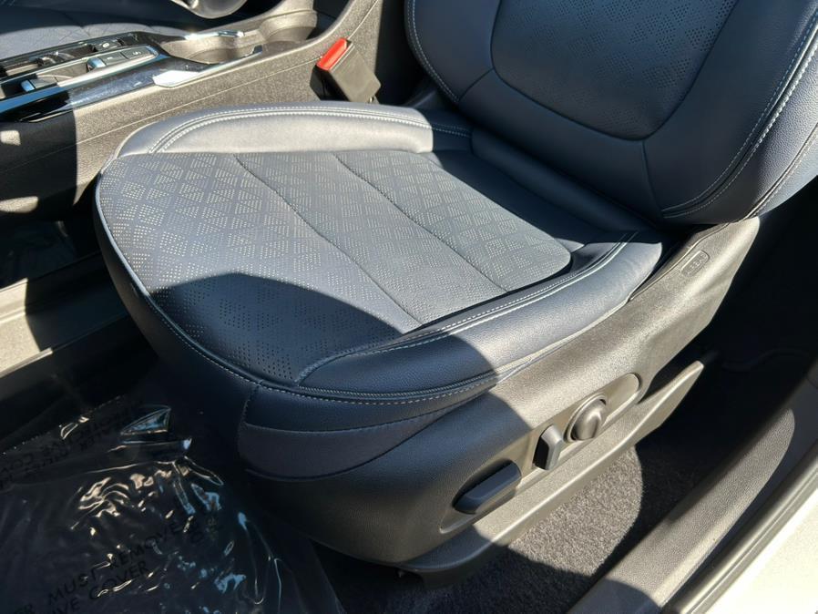 used 2023 Chevrolet Bolt EUV car, priced at $22,400