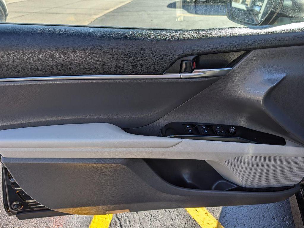 used 2019 Toyota Camry Hybrid car, priced at $17,951