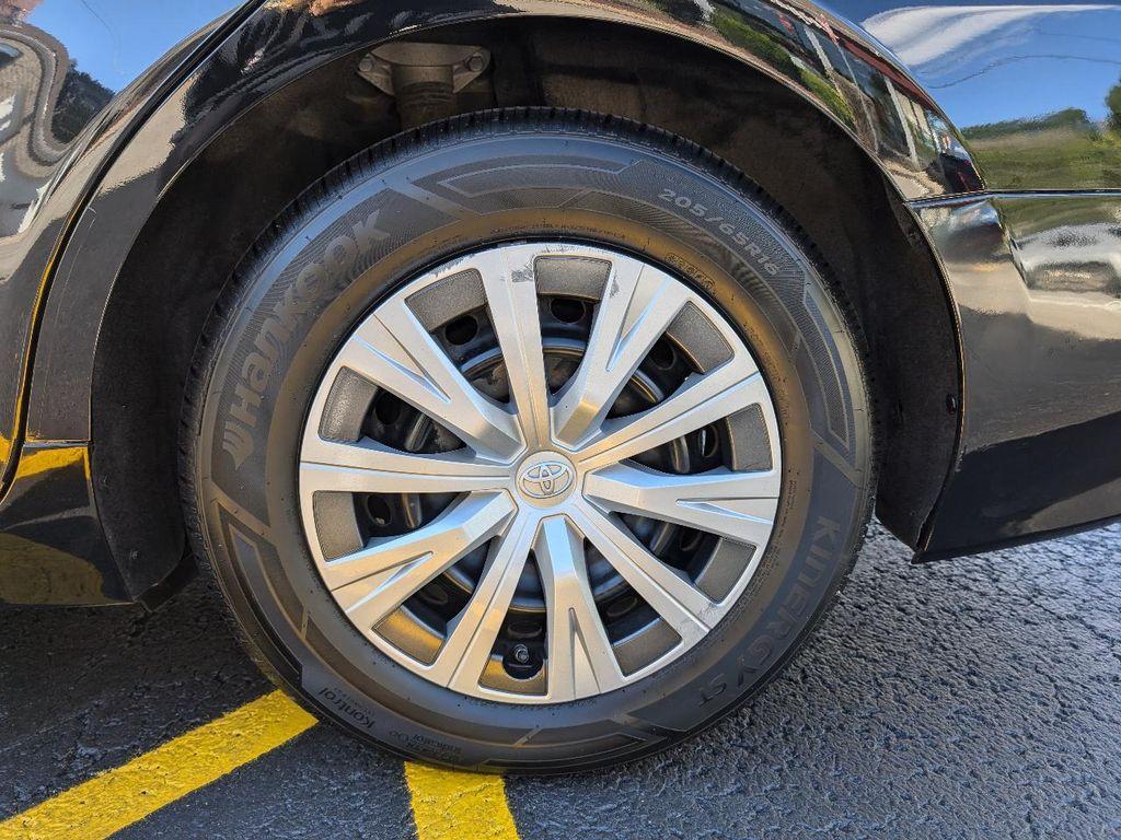 used 2019 Toyota Camry Hybrid car, priced at $17,951