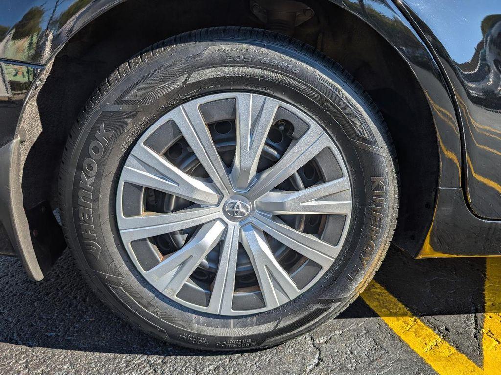 used 2019 Toyota Camry Hybrid car, priced at $17,951