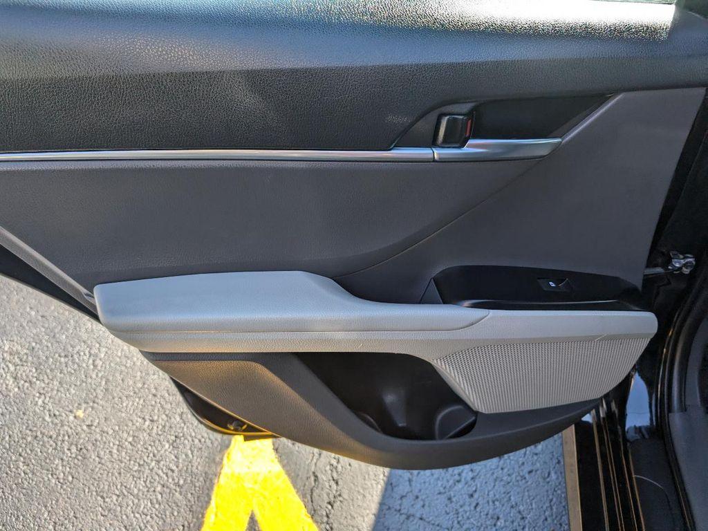 used 2019 Toyota Camry Hybrid car, priced at $17,951