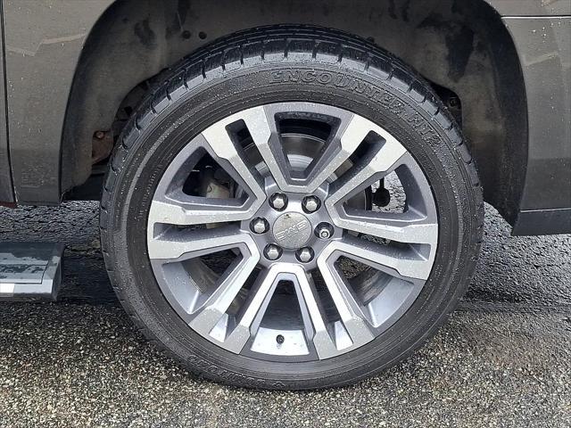 used 2019 GMC Yukon XL car, priced at $26,951