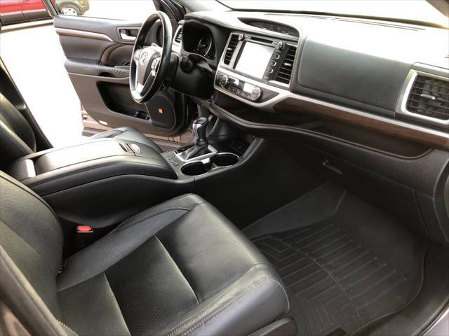 used 2015 Toyota Highlander car, priced at $18,795