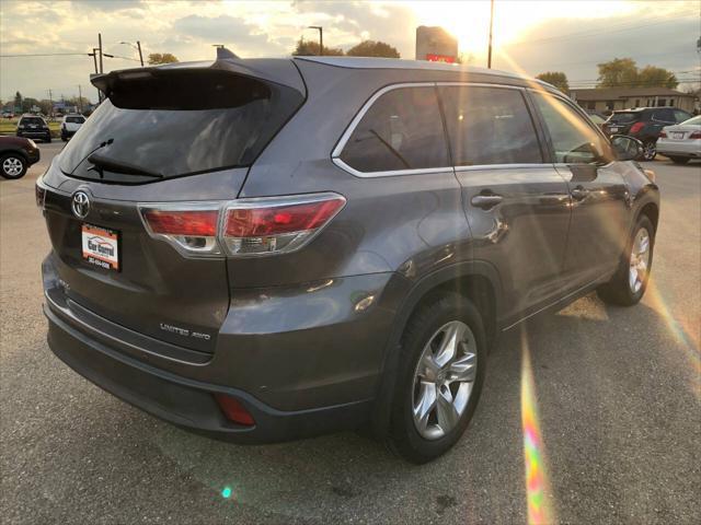 used 2015 Toyota Highlander car, priced at $18,795