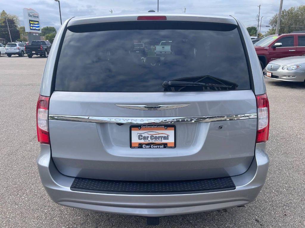 used 2015 Chrysler Town & Country car, priced at $8,995