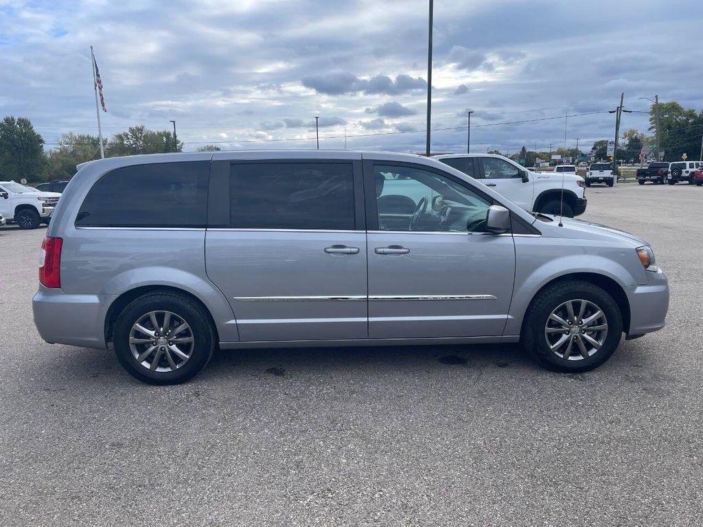 used 2015 Chrysler Town & Country car, priced at $8,995