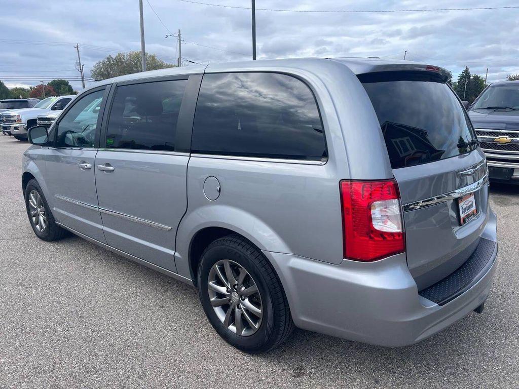 used 2015 Chrysler Town & Country car, priced at $8,995