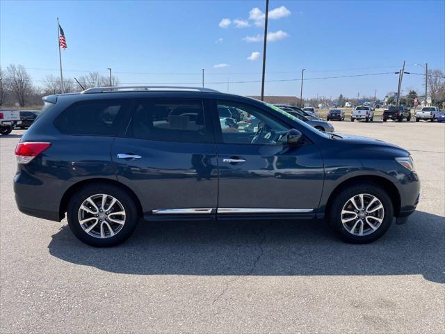 used 2014 Nissan Pathfinder car, priced at $10,995