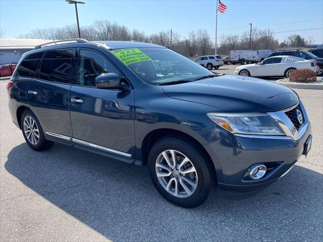 used 2014 Nissan Pathfinder car, priced at $10,995