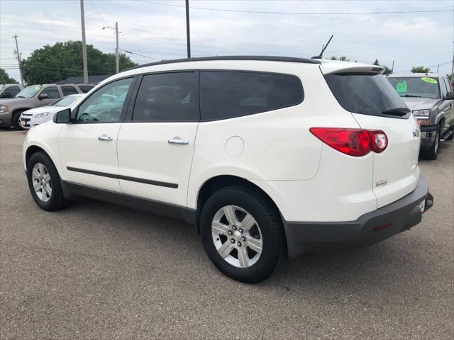 used 2011 Chevrolet Traverse car, priced at $6,895