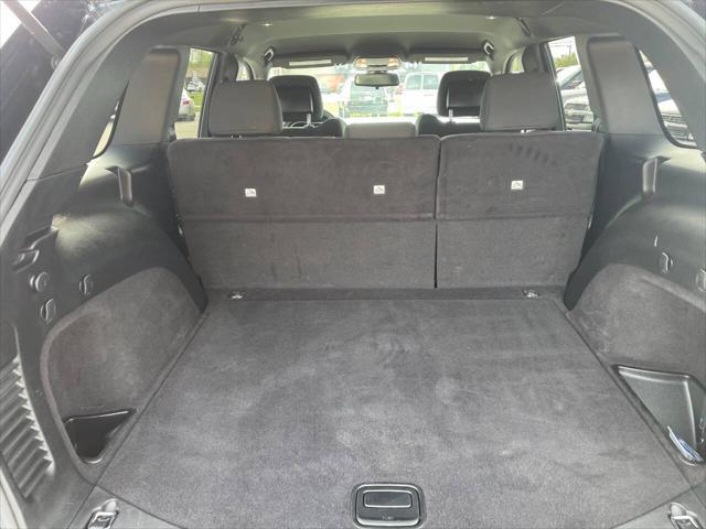 used 2016 Jeep Grand Cherokee car, priced at $13,995