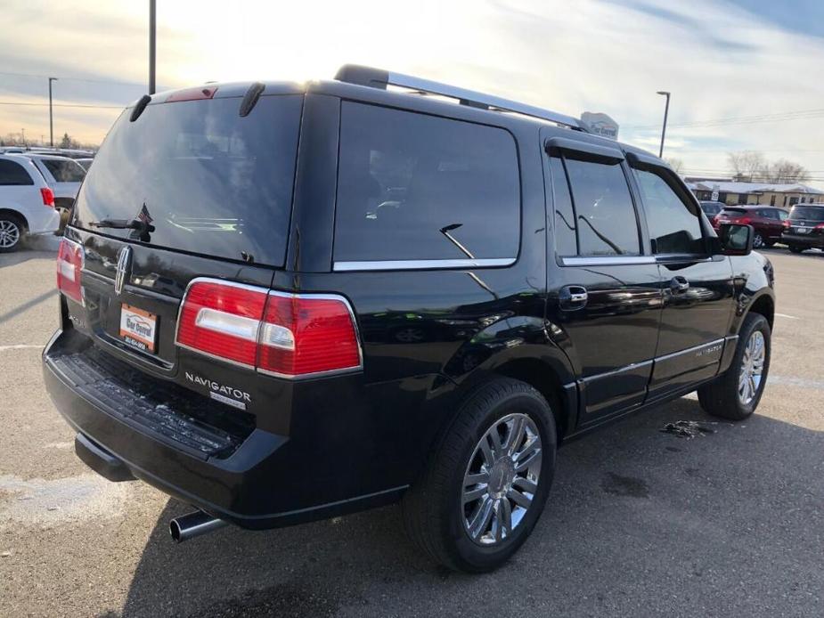 used 2008 Lincoln Navigator car, priced at $12,795