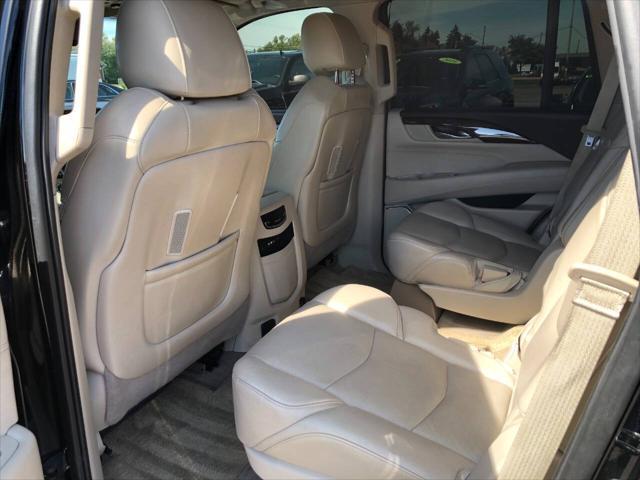 used 2015 Cadillac Escalade car, priced at $26,995