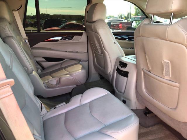 used 2015 Cadillac Escalade car, priced at $26,995