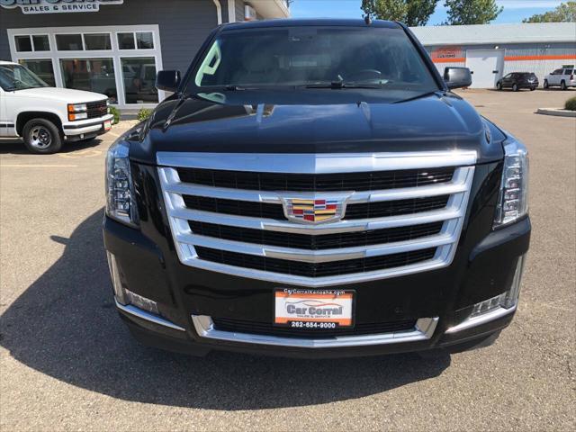 used 2015 Cadillac Escalade car, priced at $26,995