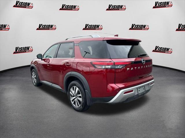 used 2022 Nissan Pathfinder car, priced at $26,552
