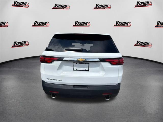 used 2022 Chevrolet Traverse car, priced at $25,547
