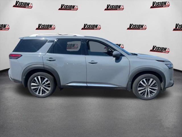 used 2022 Nissan Pathfinder car, priced at $37,196