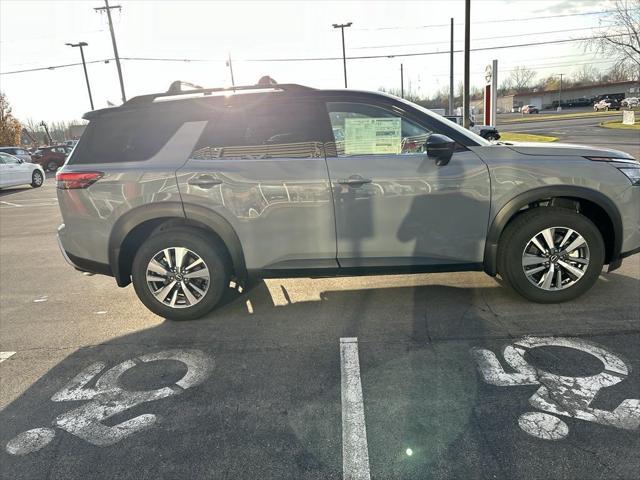 new 2024 Nissan Pathfinder car, priced at $41,030