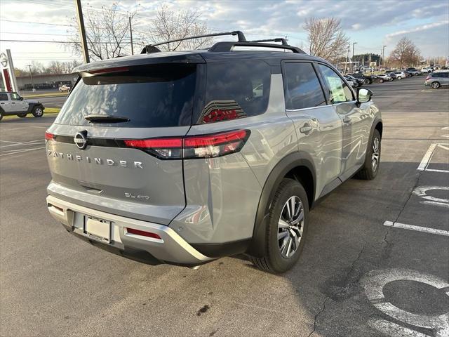 new 2024 Nissan Pathfinder car, priced at $41,030