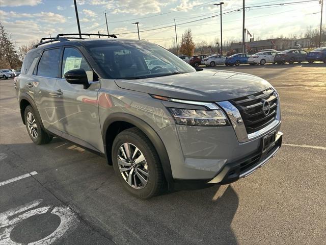 new 2024 Nissan Pathfinder car, priced at $41,030