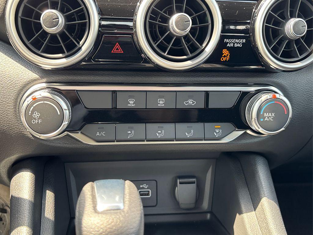 new 2025 Nissan Sentra car, priced at $22,557