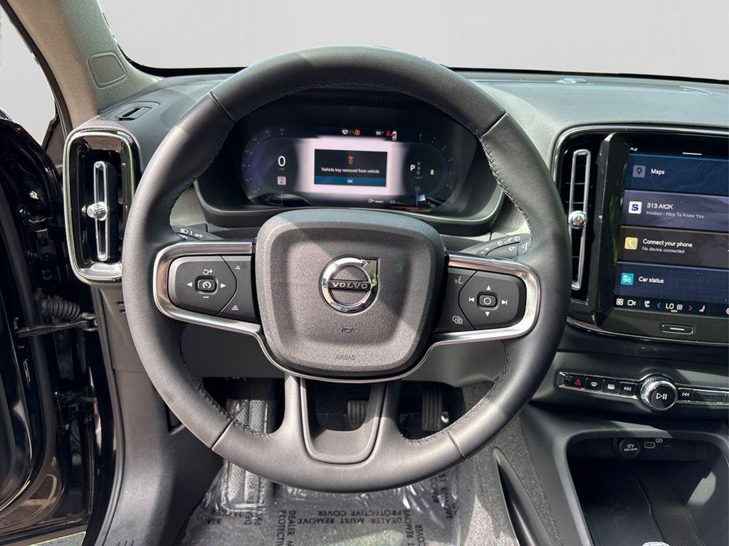 used 2025 Volvo XC40 car, priced at $39,903