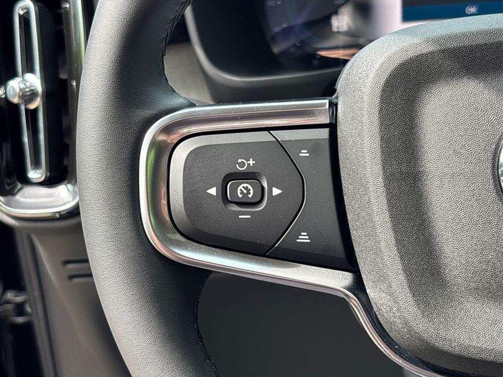 used 2025 Volvo XC40 car, priced at $39,903