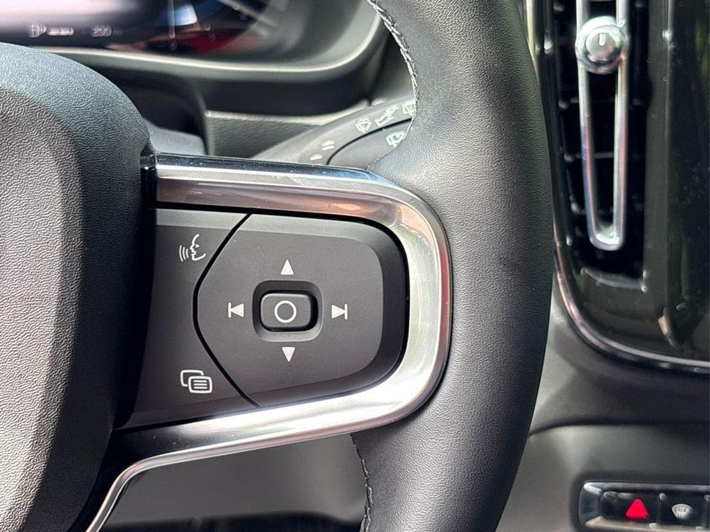 used 2025 Volvo XC40 car, priced at $39,903