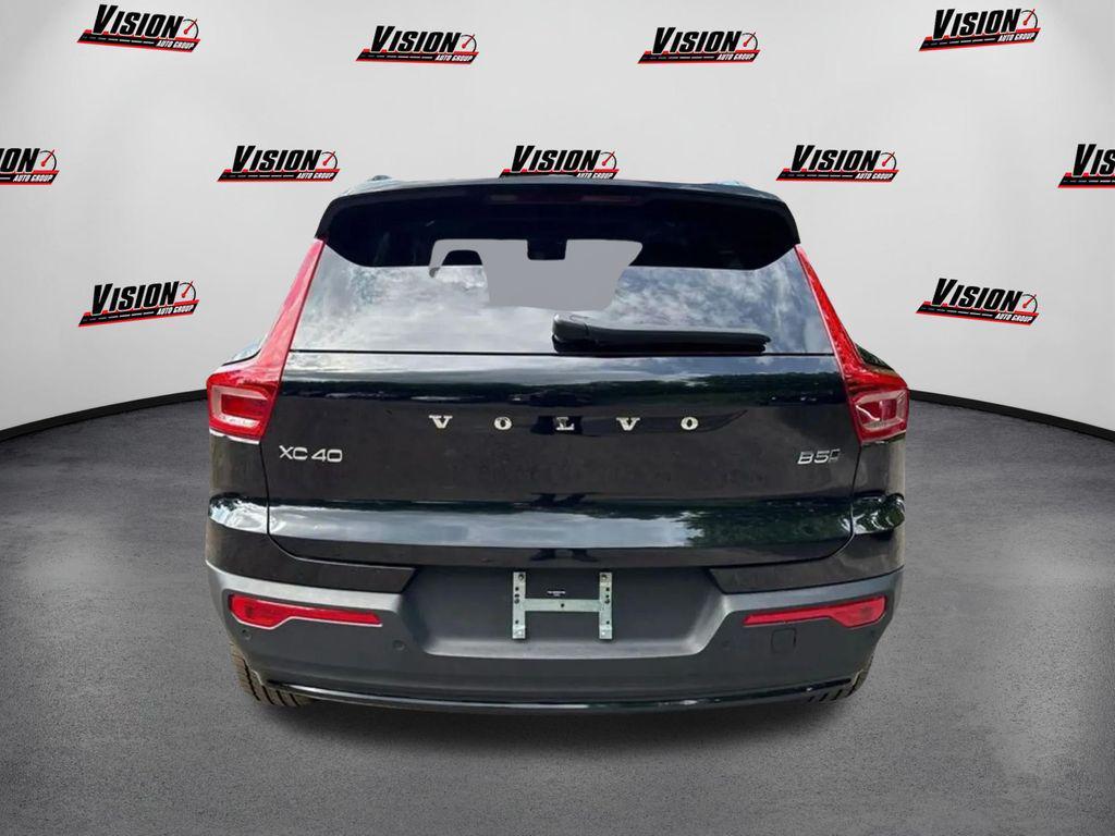 used 2025 Volvo XC40 car, priced at $39,903