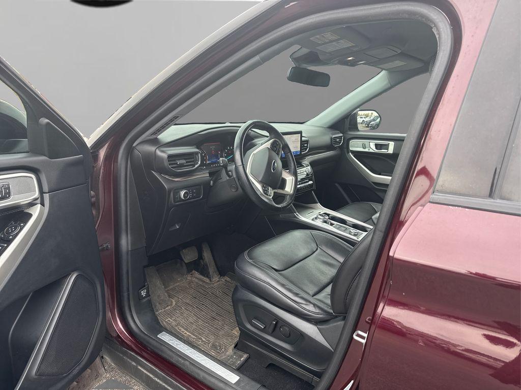 used 2022 Ford Explorer car, priced at $32,131
