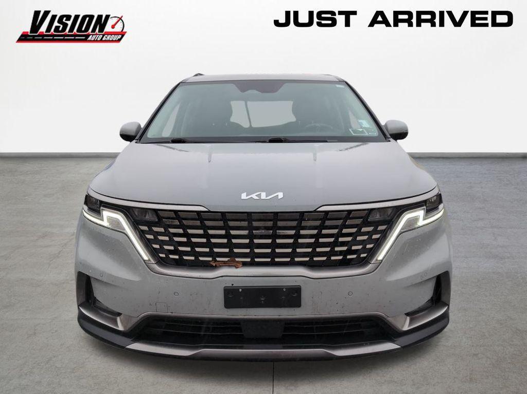 used 2024 Kia Carnival car, priced at $36,134