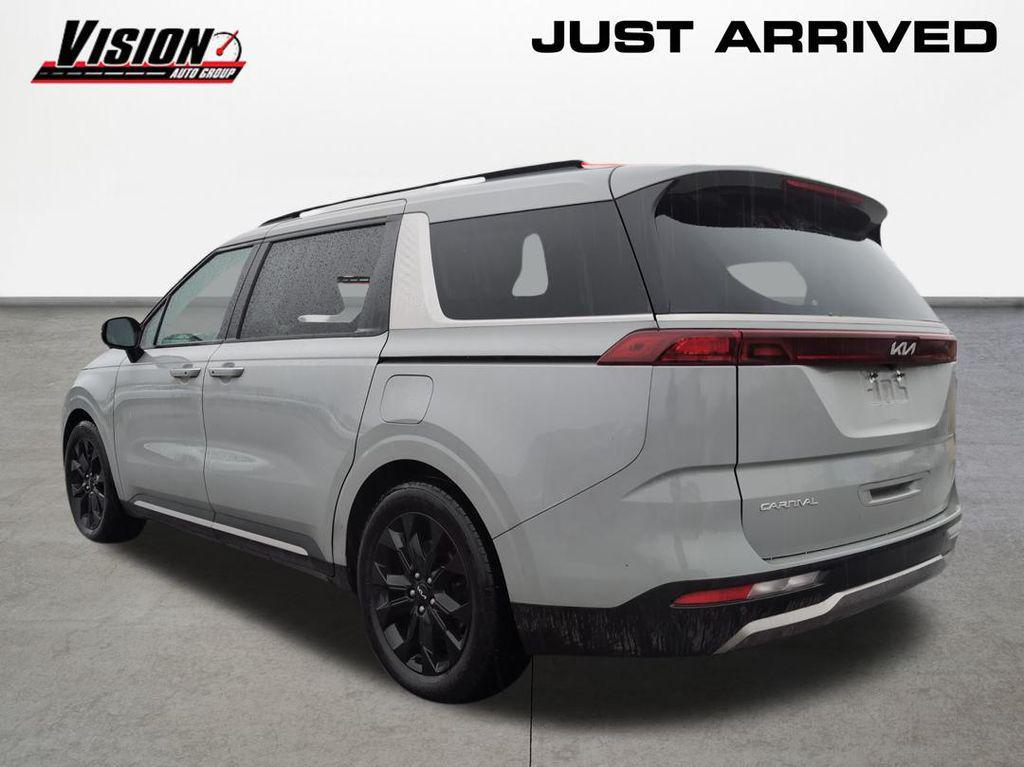 used 2024 Kia Carnival car, priced at $36,134
