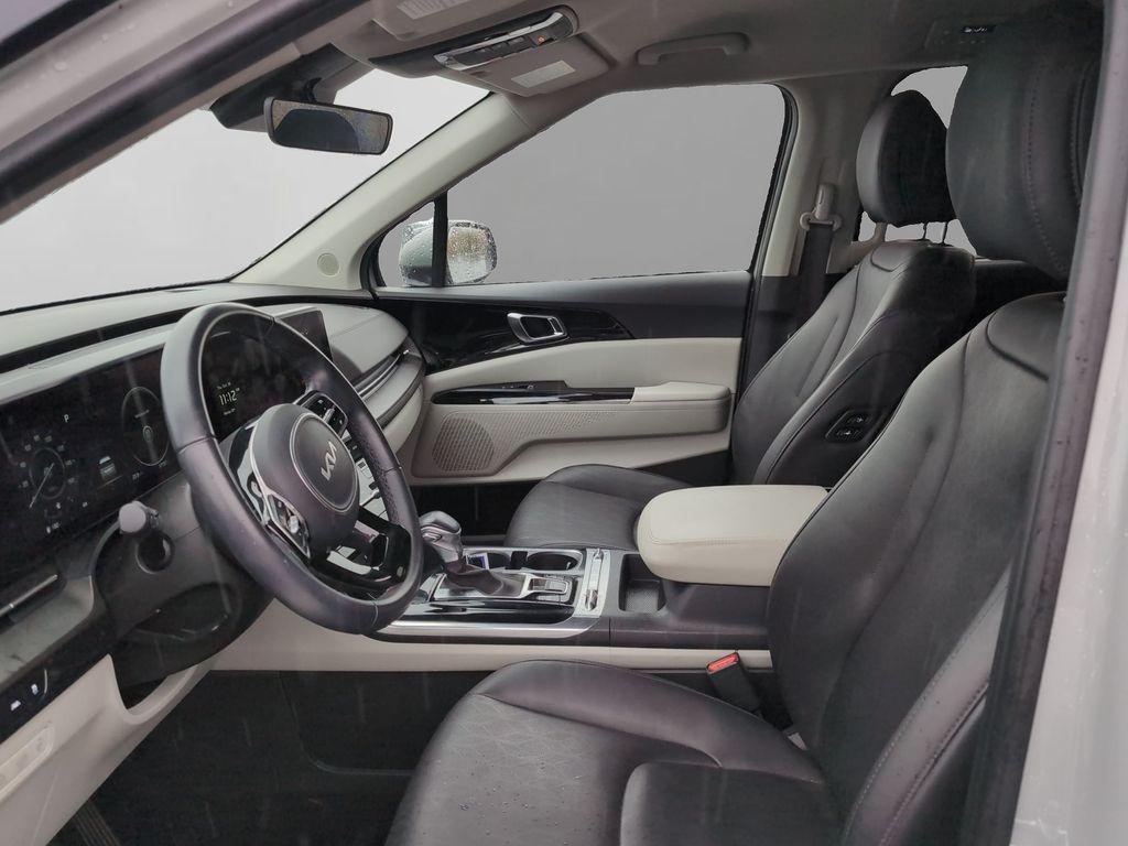 used 2024 Kia Carnival car, priced at $36,134