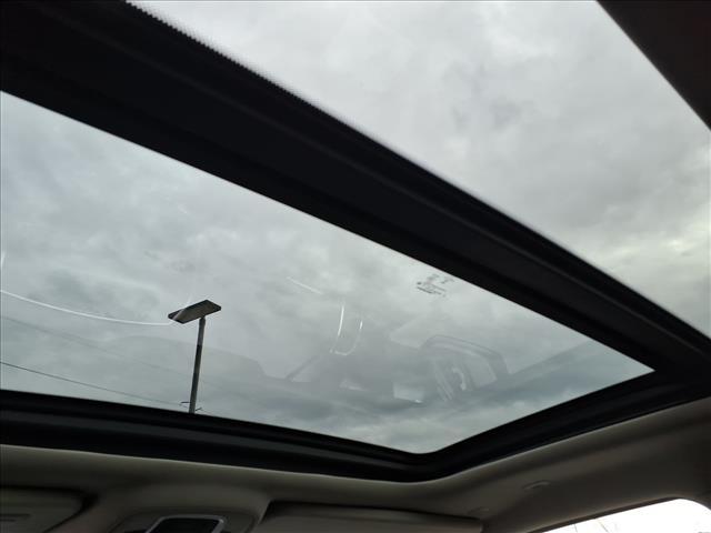 used 2022 Ram 1500 car, priced at $34,000