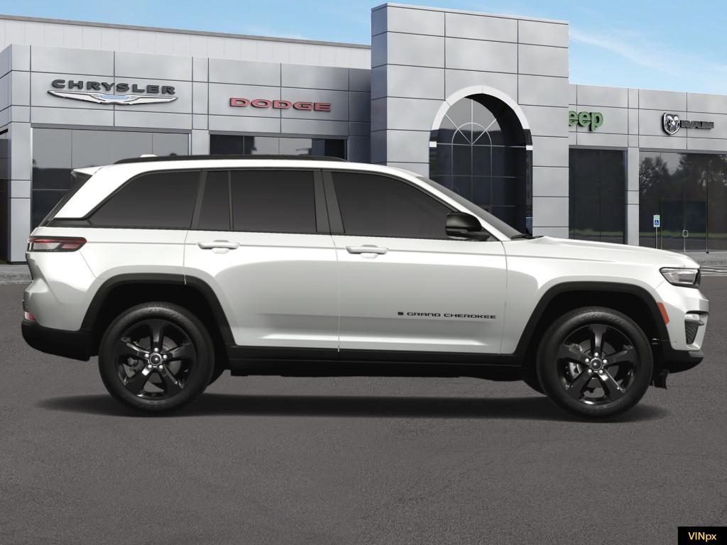 new 2025 Jeep Grand Cherokee car, priced at $55,890