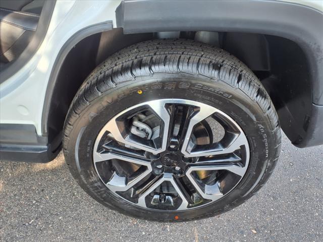 used 2022 Jeep Compass car, priced at $24,000