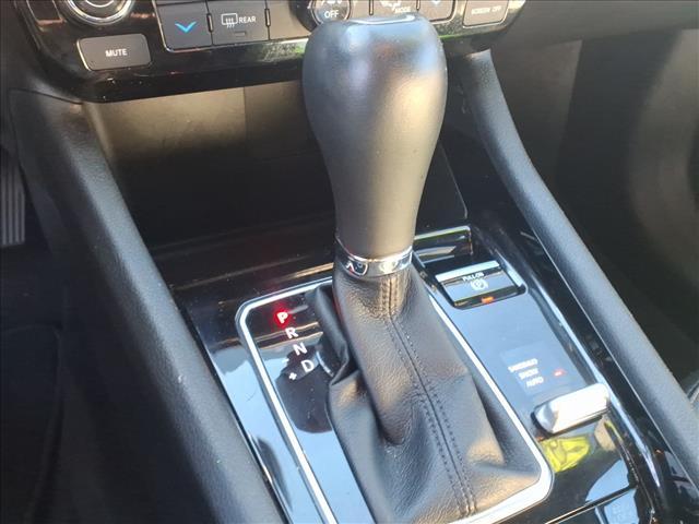 used 2023 Jeep Compass car, priced at $25,900