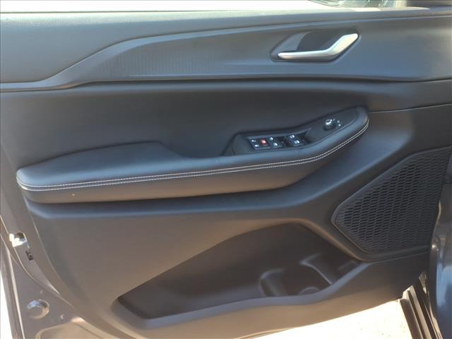 used 2023 Jeep Grand Cherokee car, priced at $34,500