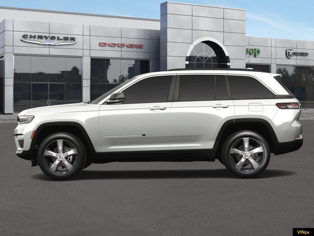 new 2025 Jeep Grand Cherokee car, priced at $51,290