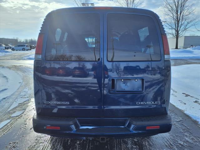 used 2002 Chevrolet Express 1500 car, priced at $7,000