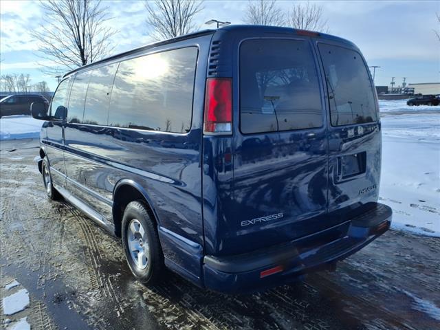 used 2002 Chevrolet Express 1500 car, priced at $7,000