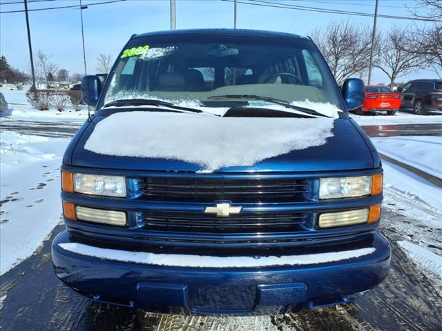 used 2002 Chevrolet Express 1500 car, priced at $7,000