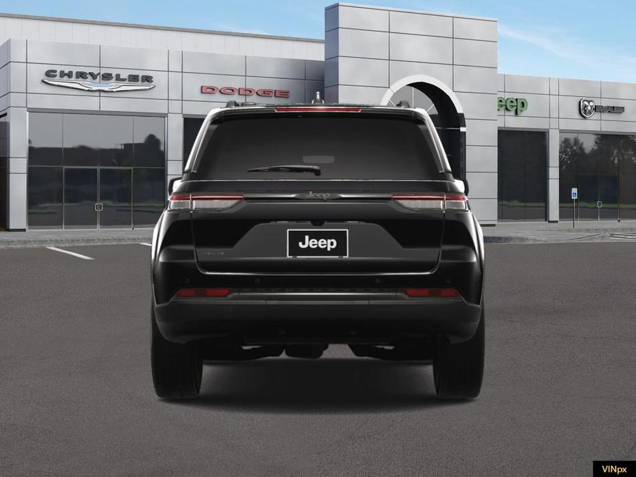 new 2025 Jeep Grand Cherokee car, priced at $45,780