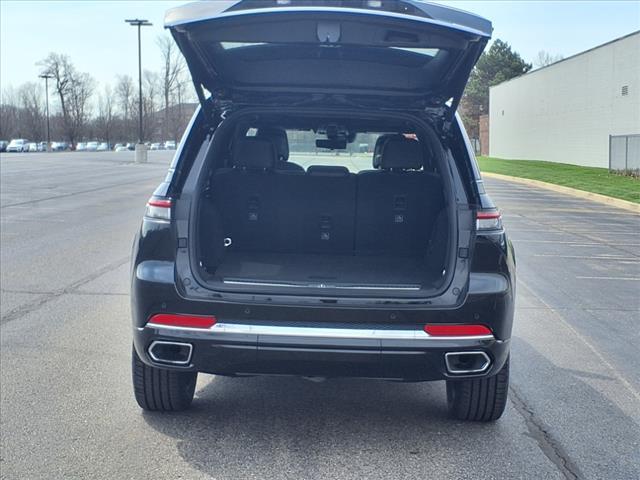 used 2022 Jeep Grand Cherokee car, priced at $39,000
