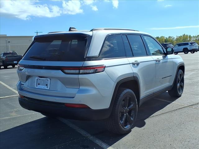 used 2023 Jeep Grand Cherokee car, priced at $34,800