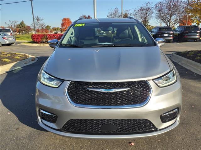 used 2021 Chrysler Pacifica Hybrid car, priced at $33,400