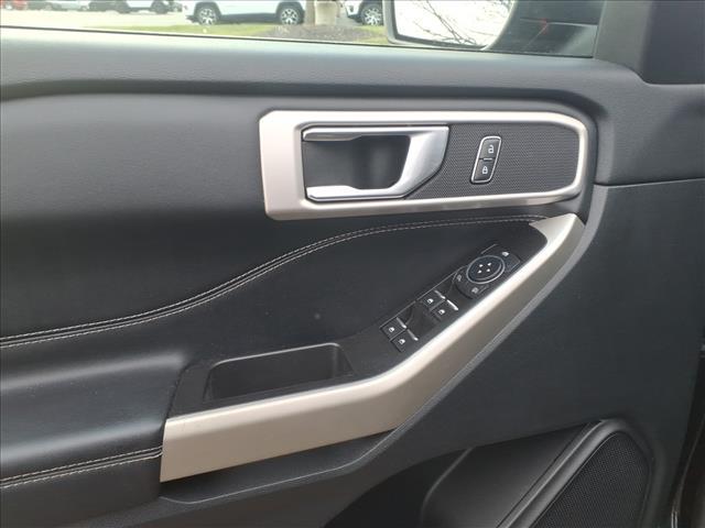 used 2022 Ford Explorer car, priced at $28,000