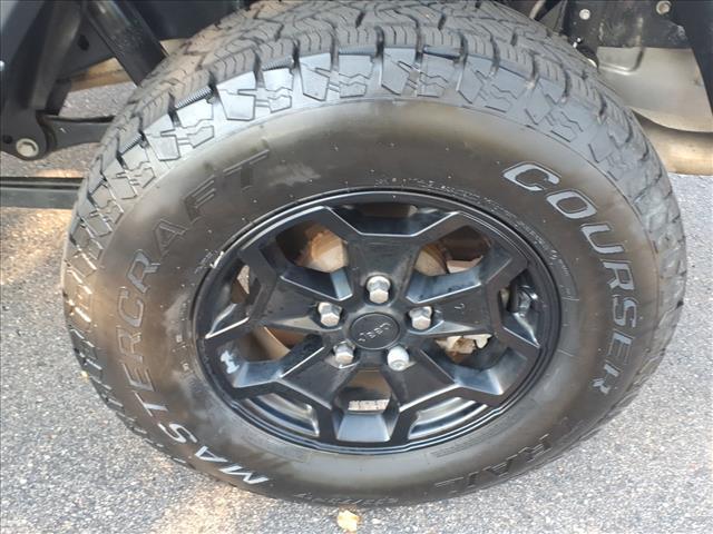 used 2021 Jeep Gladiator car, priced at $21,600