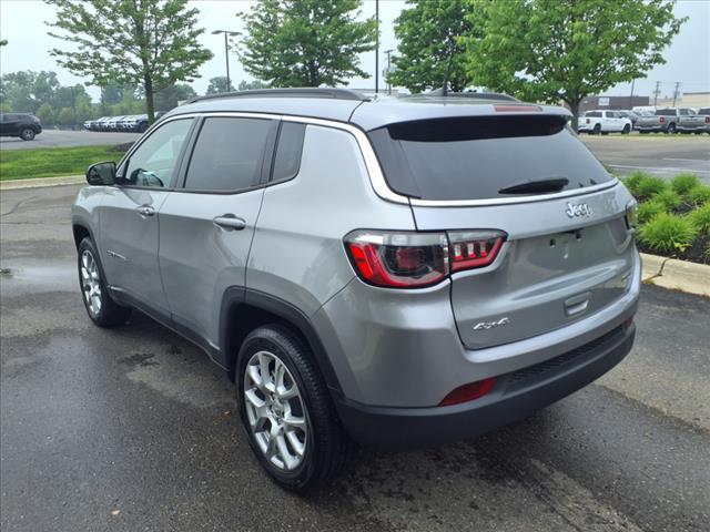 used 2022 Jeep Compass car, priced at $25,000
